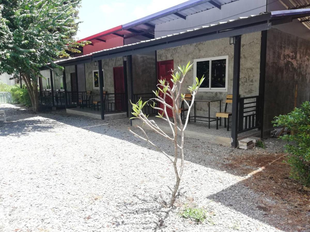 Villa Banrimkhao Pak Chong Exterior foto