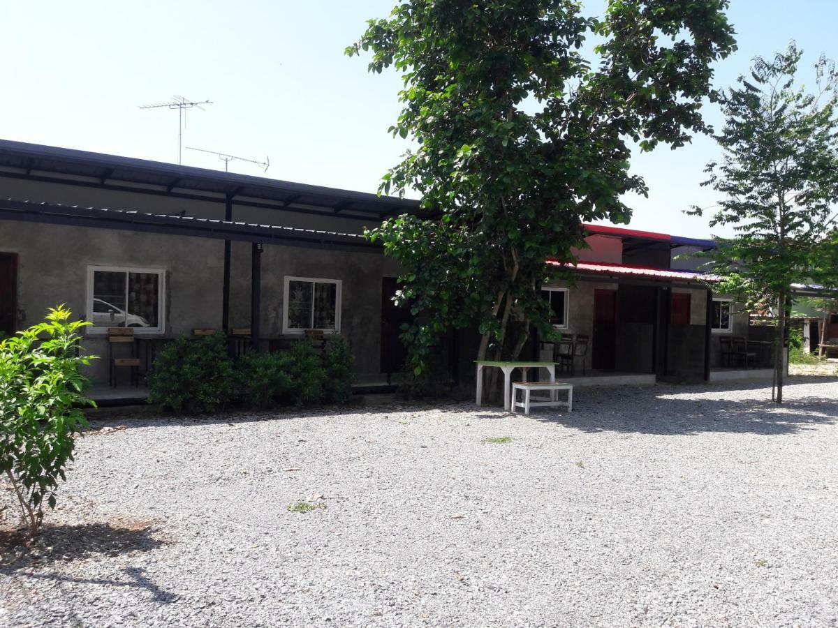 Villa Banrimkhao Pak Chong Exterior foto